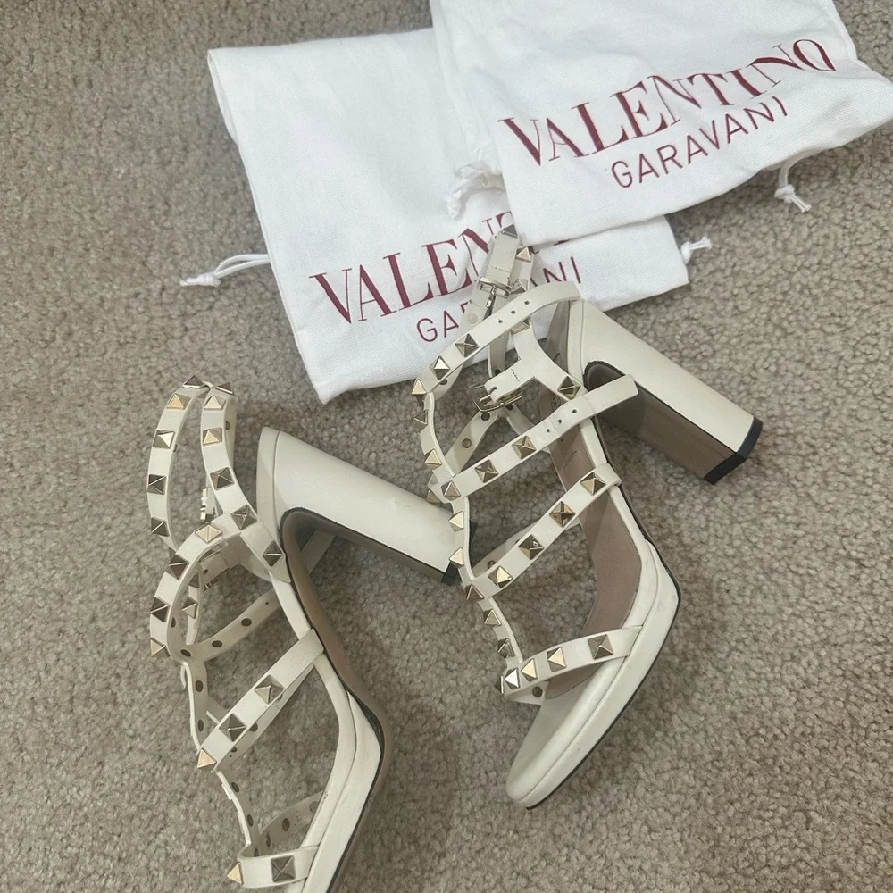 Valentino Cream Rockstud Strappy High Heel Sandals - Picture 8 of 10